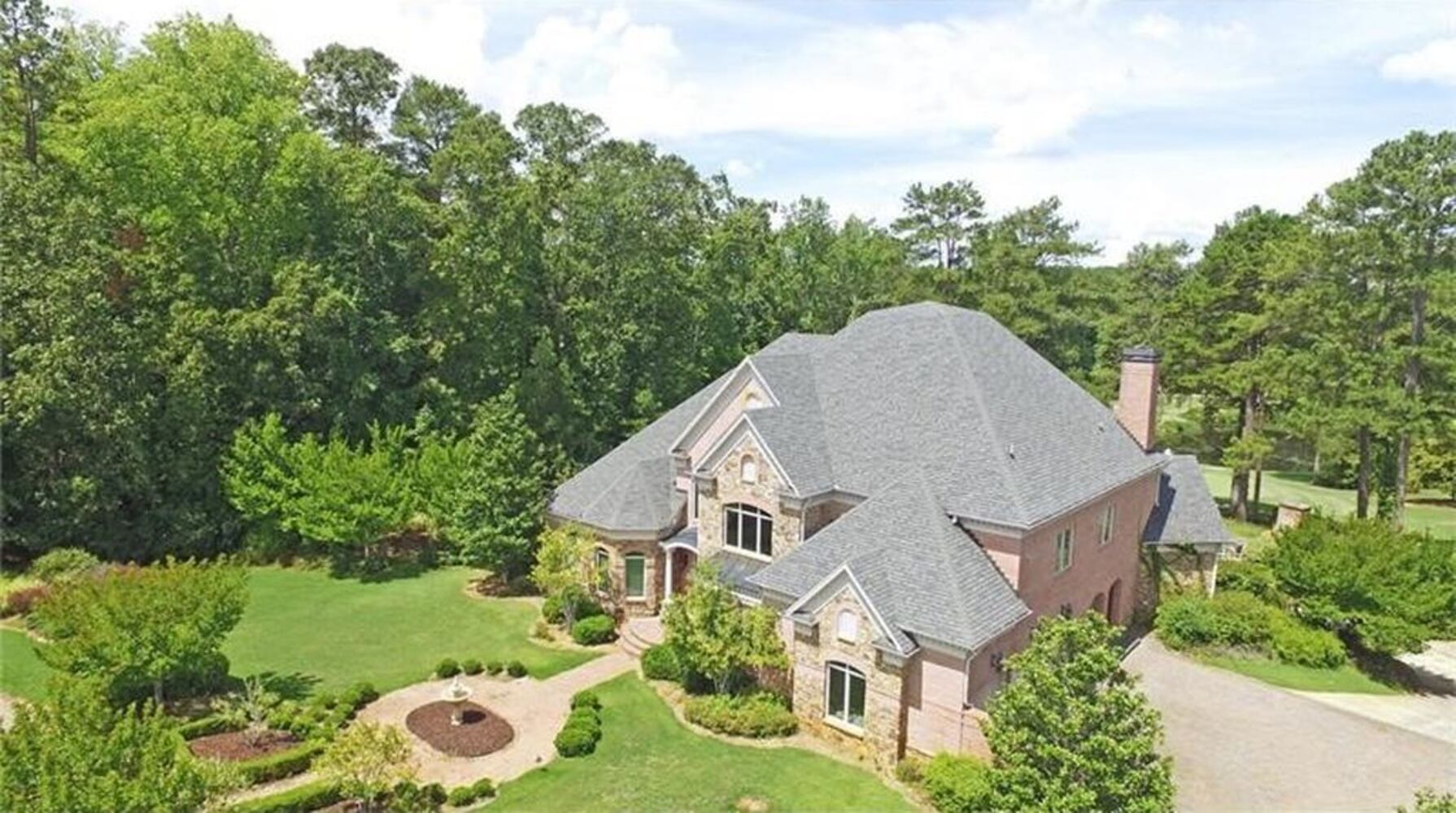 8480 Saint Marlo Fairway Dr, Duluth, GA 30097