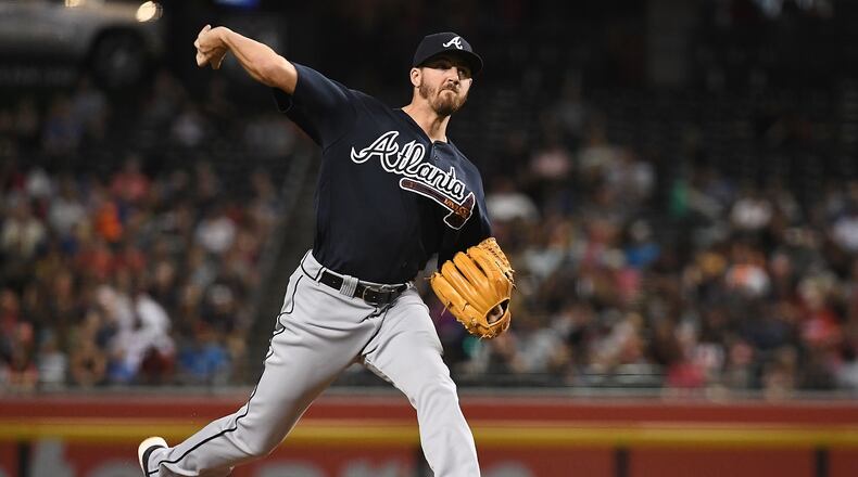 PHOENIX, AZ - SEPTEMBER 07:  Kevin Gausman #45 of the Atlanta Braves delivers a pitch during the first inning of the MLB game against the Arizona Diamondbacks at Chase Field on September 7, 2018 in Phoenix, Arizona.  (Photo by Jennifer Stewart/Getty Images)
