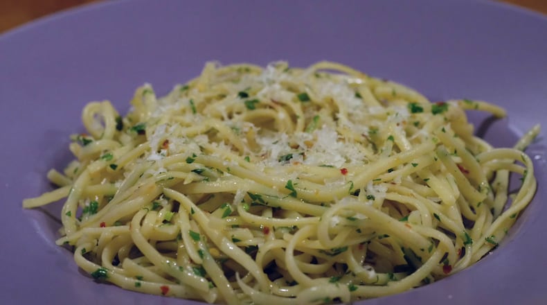 One of student Ahanu Banerjee’s favorite recipes: Linguine all’aglio, olio e peperoncino.
CONTRIBUTED BY AHANU BANERJEE