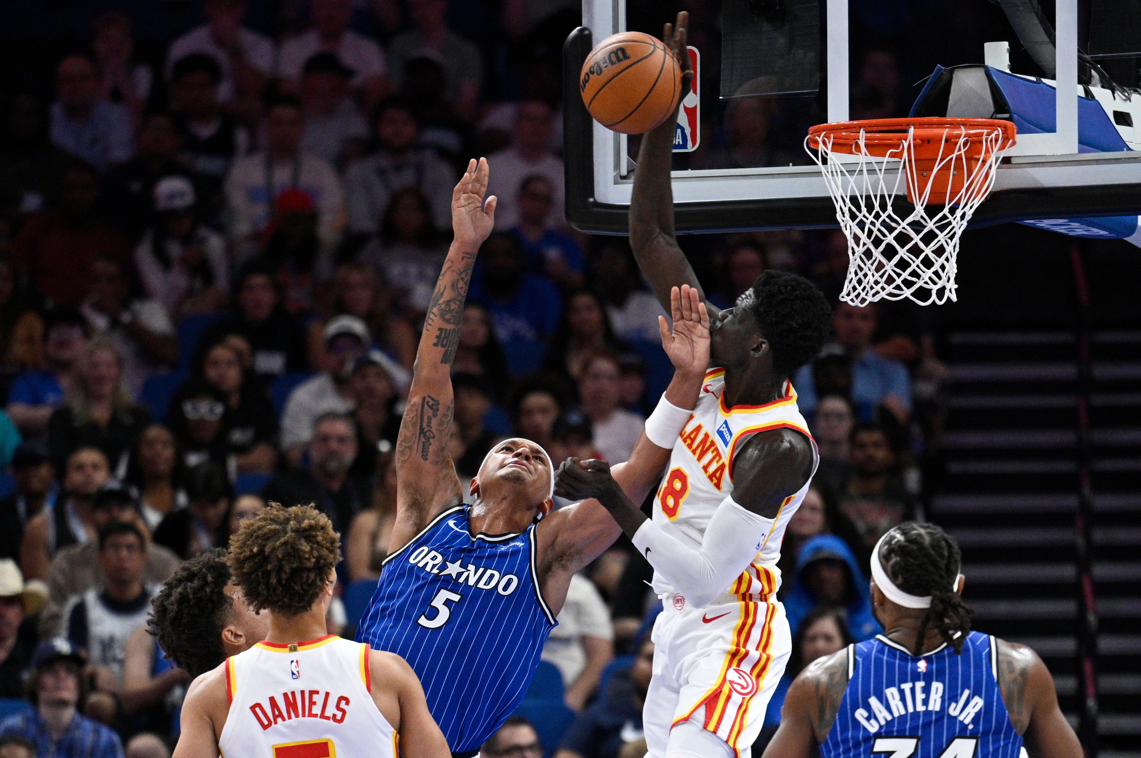 Hawks Magic Basketball