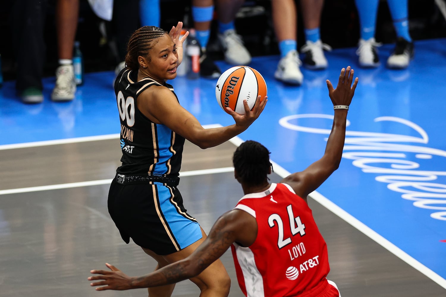Atlanta Dream forward Naz Hillmon (00) drives to the basket against Las Vegas Aces guard Jewell Loyd (24) during the second half of a WNBA game at State Farm Arena on Sunday, May 17, 2026, in Atlanta. (Colin Hubbard for the AJC) 
