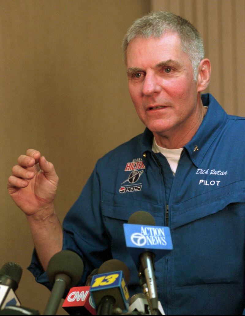 FILE - Balloonist Dick Rutan talks about the short flight of the Global Hilton balloon at a news conference in Albuquerque, N.M., Friday, Jan. 9, 1998. Rutan, a decorated Vietnam War pilot, who along with copilot Jeana Yeager completed one of the greatest milestones in aviation history: the first round-the-world flight with no stops or refueling, died late Friday, May 3, 2024. He was 85. (AP Photo/Jake Schoellkopf, File)