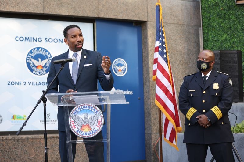 Atlanta Mayor Andre Dickens stands with Atlanta Chief Police Rodney Bryant during the unveiling of the new Buckhead mini-precinct. Thursday, January 13, 2022. Miguel Martinez for The Atlanta Journal-Constitution 