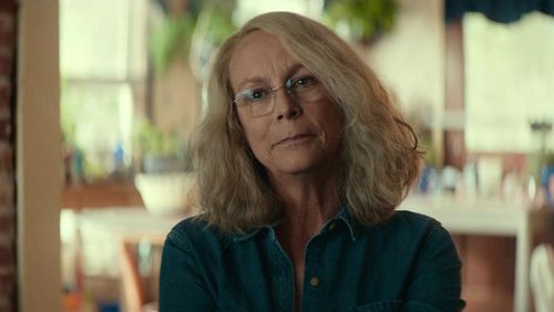 Halloween: A Documentary Crew Meets With Laurie Strode
