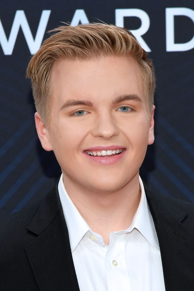 NASHVILLE, TN - NOVEMBER 14:  (FOR EDITORIAL USE ONLY) Caleb Lee Hutchinson attends the 52nd annual CMA Awards at the Bridgestone Arena on November 14, 2018 in Nashville, Tennessee.  (Photo by Jason Kempin/Getty Images)