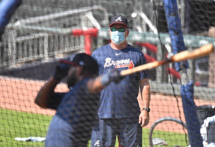 Photos: Braves continue workouts