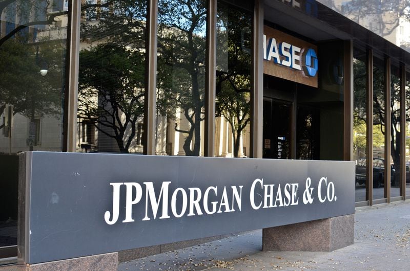 JPMorgan Chase & Co. is bringing a tech center with 250 employees to Atlanta. The banking firm's new Remote Advice Channel is also hiring 60 people this year in Atlanta. That’s an addition to the more than 1,000 JPMorgan employees currently in Atlanta.
