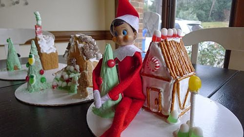 Easy gingerbread houses using graham crackers