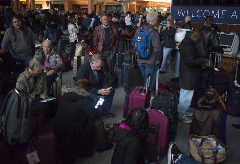 Passengers were stranded for hours on Dec. 17, 2017 at Hartsfield-Jackson International Airport after the facility lost power for more than 12 hours. Steve Schaefer/Special to the AJC