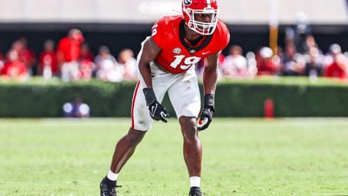 Georgia outside linebacker Adam Anderson (19) gets set to rush the pass during the Bulldogs’ game against Arkansas on Dooley Field at Sanford Stadium in Athens on Saturday, Oct. 2, 2021. (Photo by Tony Walsh/UGA Athletics)