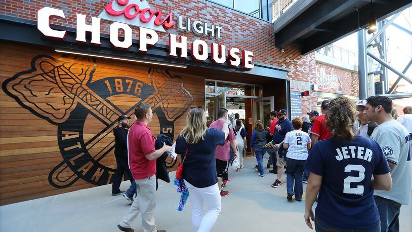 Braves and Yankees fans stream into the Chop House for the first time for the Braves’ MLB exhibition game against the New York Yankees at SunTrust Park. CURTIS COMPTON/CCOMPTON@AJC.COM