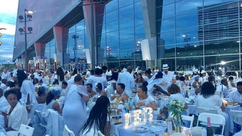 Diner en Blanc 2017 took place at the new Mercedes Benz Stadium. Photo Credit: Tracy Brown