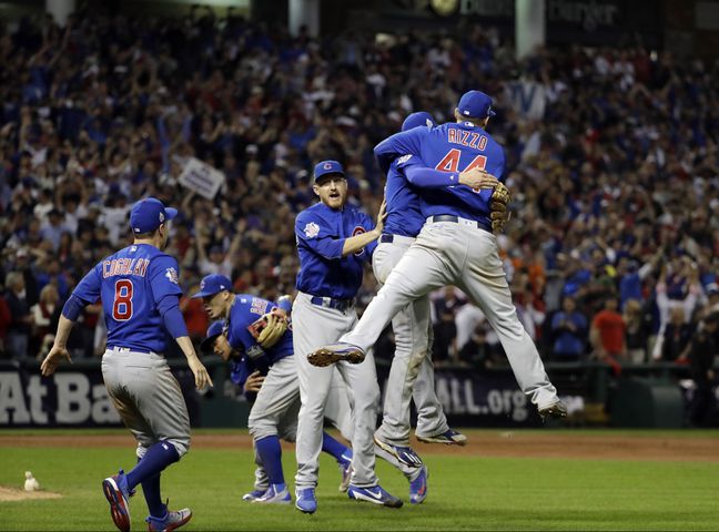 Cubs defeat Indians 8-7 in dramatic Game 7
