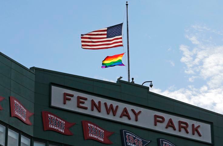 Baseball mourns Orlando shooting victims
