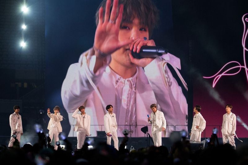 South Korean K-pop band BTS performs in concert in May 2019 in Chicago. (Erin Hooley/Chicago Tribune/TNS)
