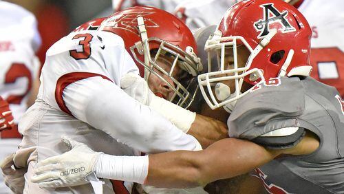 Glynn Academy and Allatoona meet in a rematch of the 2015 Class AAAAA state championship game. (Hyosub Shin/AJC)
