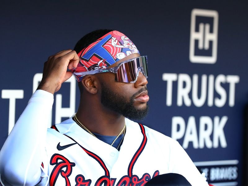 060922 Atlanta: Atlanta Braves outfielder Michael Harris adjusts his headbanc against the Pittsburgh Pirates during the third inning in a MLB baseball game on Thursday, June 9, 2022, in Atlanta.     “Curtis Compton / Curtis.Compton@ajc.com”