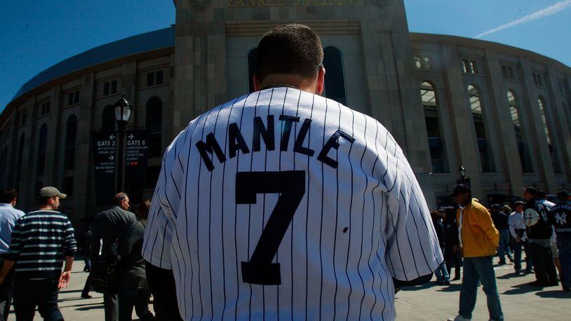 Mickey Mantle jersey from 1964 sells for record $1.32 million