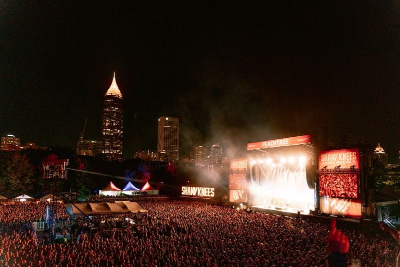 After a temporary move to the fall in 2021, Shaky Knees Festival returns to its usual springtime slot with headline appearances from Green Day, Nine Inch Nails and My Morning Jacket.
Courtesy of Roger Ho.