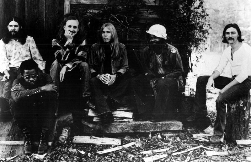 The Allman Brothers Band. L-R: Leavell, Trucks, Allman, Williams, Betts. (Jaimoe in front) Capricorn Records