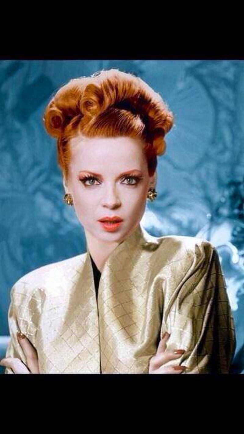Shirley Manson, who posted this ultra-glam photo of herself, cordially invites Kanye West to sit down and behave.