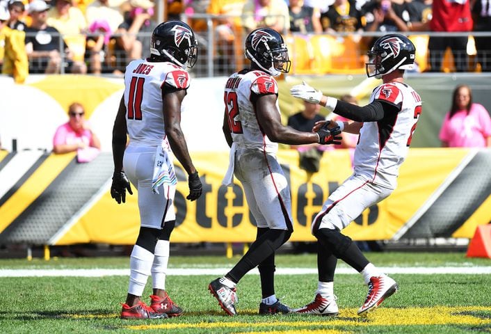Photos: Falcons battle Steelers in key road game
