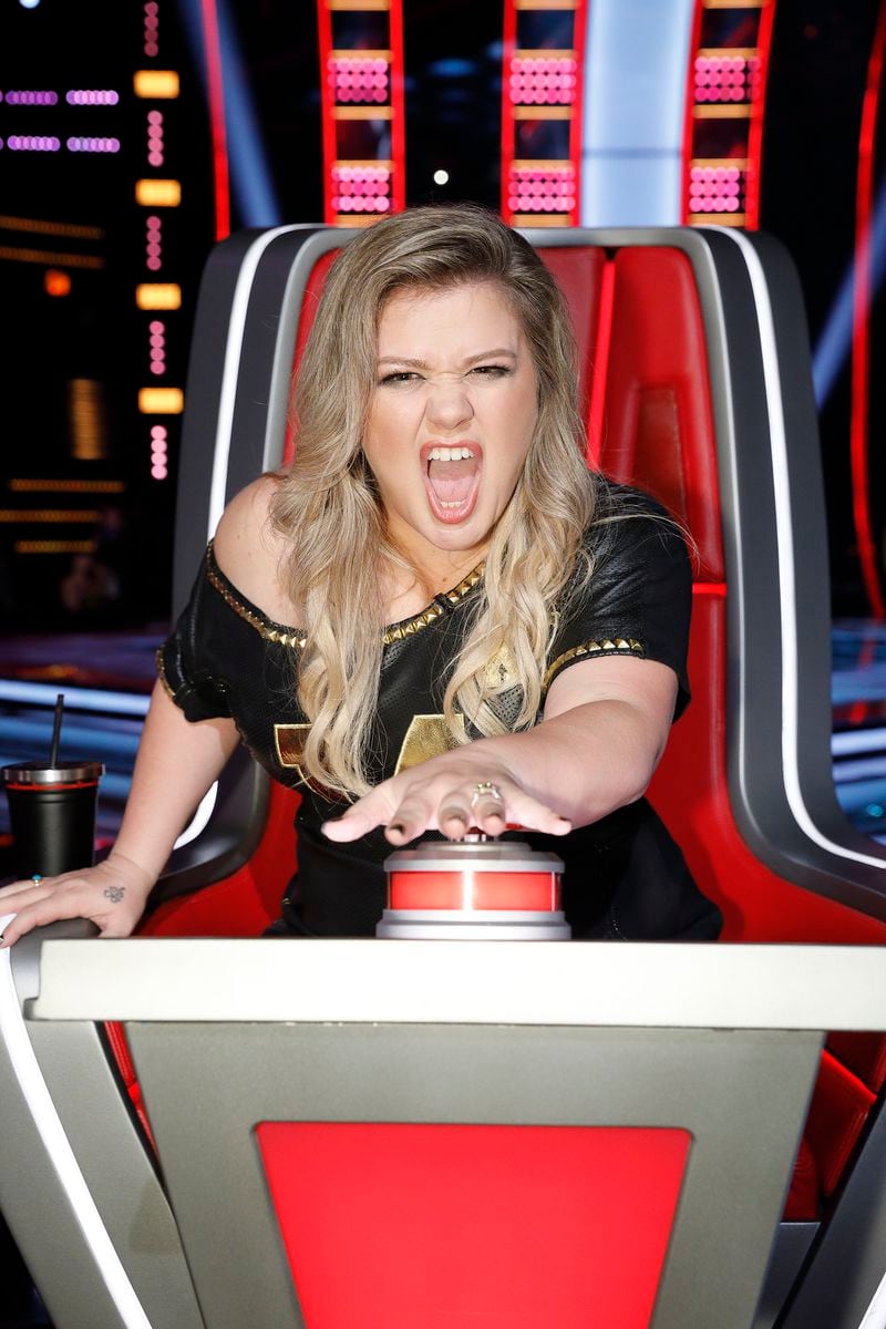  THE VOICE -- "Blind Auditions" Episode 1406 -- Pictured: Kelly Clarkson -- (Photo by: Trae Patton/NBC)