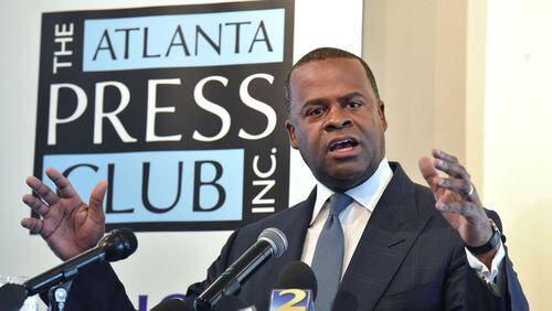 Atlanta Mayor Kasim Reed speaks at Atlanta Press Club's Newsmaker Luncheon. HYOSUB SHIN / HSHIN@AJC.COM