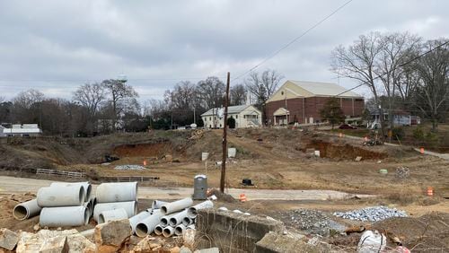 An Image of Oxbo Road in Roswell where construction to realign the road has stopped temporarily. Photo: Adrianne Murchison