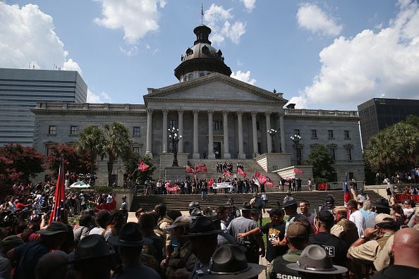 KKK rallies at South Carolina Statehouse