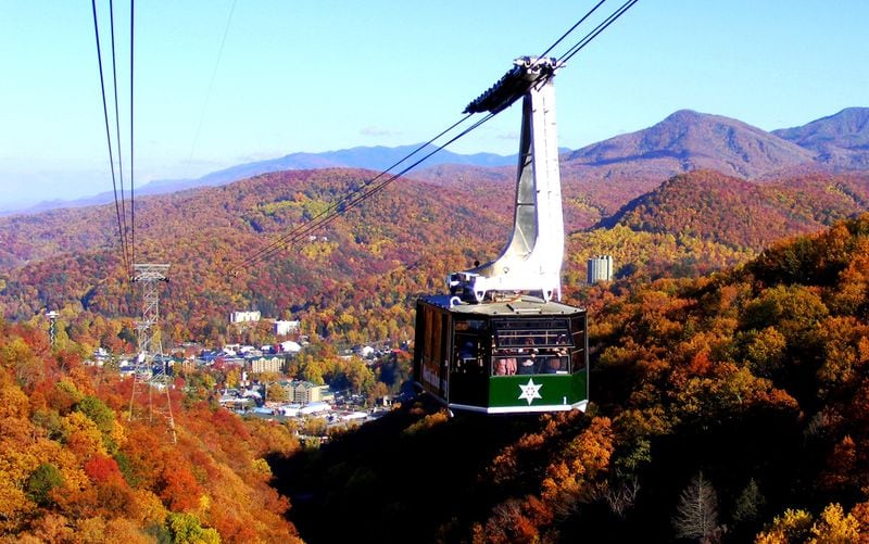 The Ober Gatlinburg aerial tram offers spectacular views of the fall foliage in the region. It heads up to the Ober Gatlinburg Amusement Park & Ski Area from downtown at short, regularly scheduled intervals.