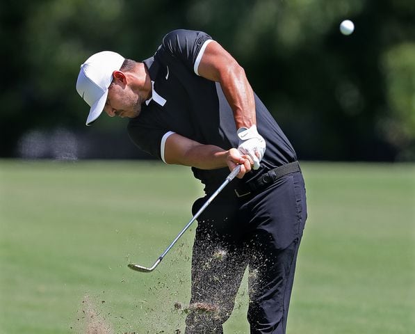 Photos: First round of the Tour Championship