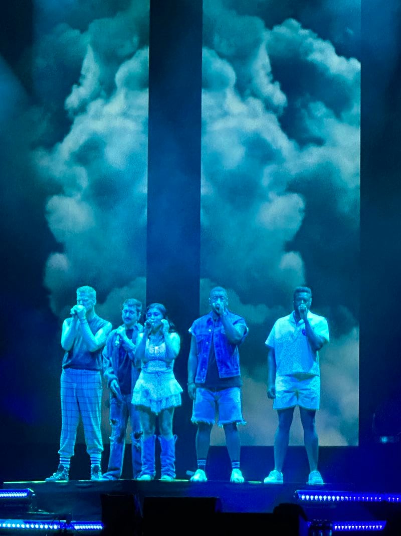Pentatonix played a blend of originals and covers while giving each person time in the spotlight at Ameris Bank Amphitheatre in Alpharetta. RODNEY HO/rho@ajc.com