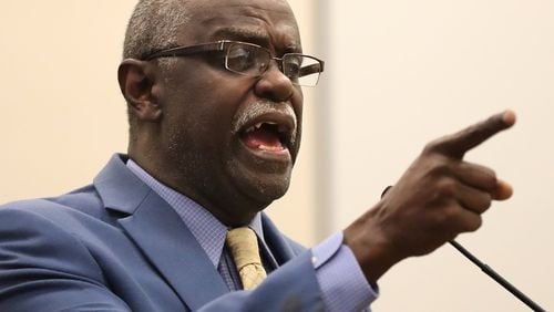South Fulton Mayor Bill Edwards leads the city wher emembers of council have pushed back against proposed legislation that would change their charter. Curtis Compton/ccompton@ajc.com
