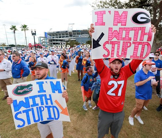 Photos: The scene at the Georgia-Florida game