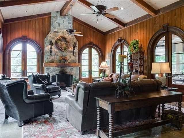 PHOTOS: $4.5 million Vinings home with a 180-degree view of Paces Lake