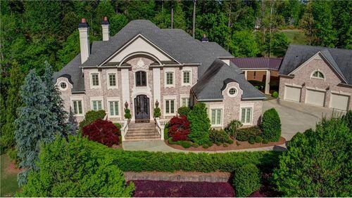 A home on the 18th hole of TPC Sugarloaf is on the market for $2.9 million.