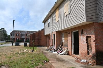 Pinebrooke Apartments in Riverdale, seen here early in 2022, was among a list of 273 complexes identified by The Atlanta Journal-Constitution as persistently dangerous. (Hyosub Shin / Hyosub.Shin@ajc.com)