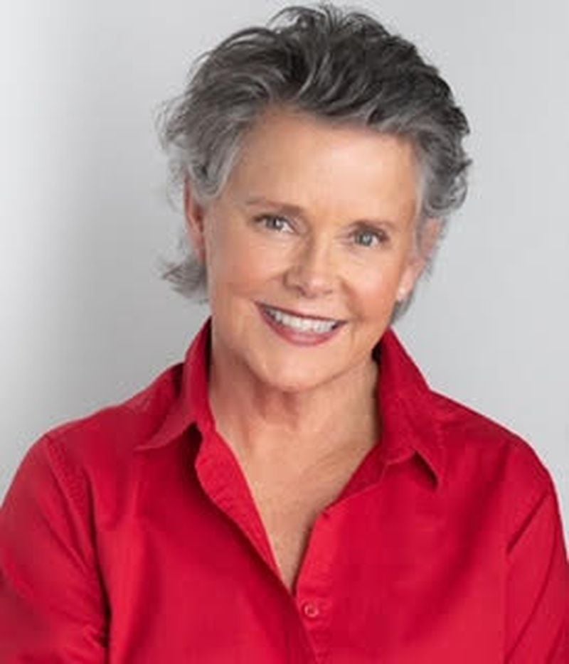 Director and former "Married ... With Children" star, Amanda Bearse, will receive the Out on Film Trailblazer Award this week.