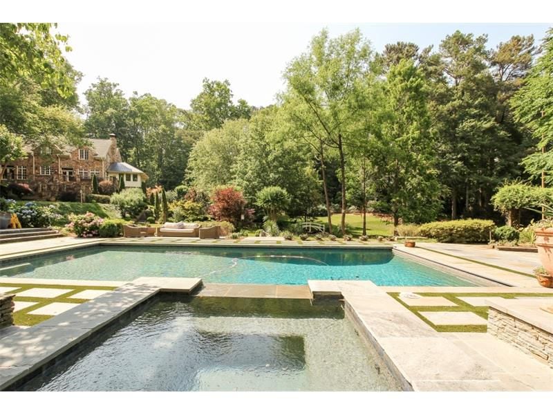 Tom Cruise leased this Buckhead home while filming "American Made"