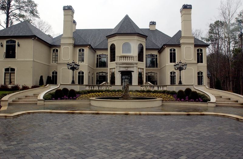 A Buckhead mansion once owned by the late Kenny Rogers has frequently been the scene of house parties that have led to calls to police and arrests. In July 2019, Atlanta police were called to the Garmon Road location nearly 100 times in three weeks regarding noise complaints and thefts, according to police records.