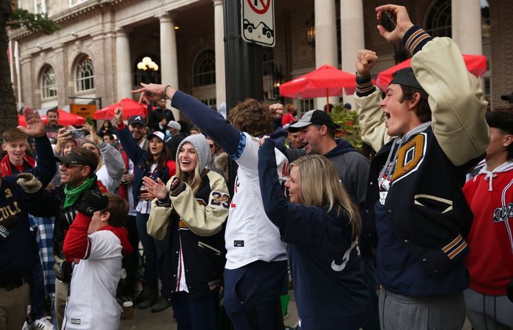 Fans cheer while waiting for the Braves' World Series parade to begin in Atlanta, Georgia, on Friday, Nov. 5, 2021. (Photo/Austin Steele for the Atlanta Journal Constitution)
