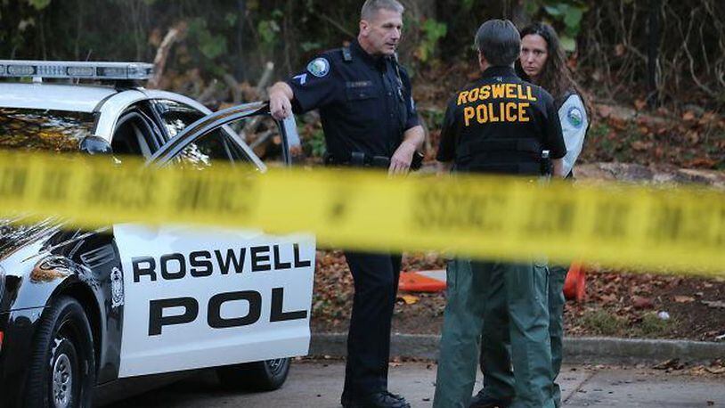 The Roswell City Council has approved an agreement of cooperation between Roswell police and MARTA officers. JOHN SPINK / JSPINK@AJC.COM