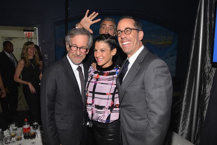 George Clooney photobombs Steven Spielberg, Jessica Seinfeld and Jerry Seinfeld